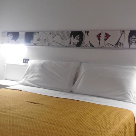 רימיני Hotel Dolores מראה חיצוני תמונה