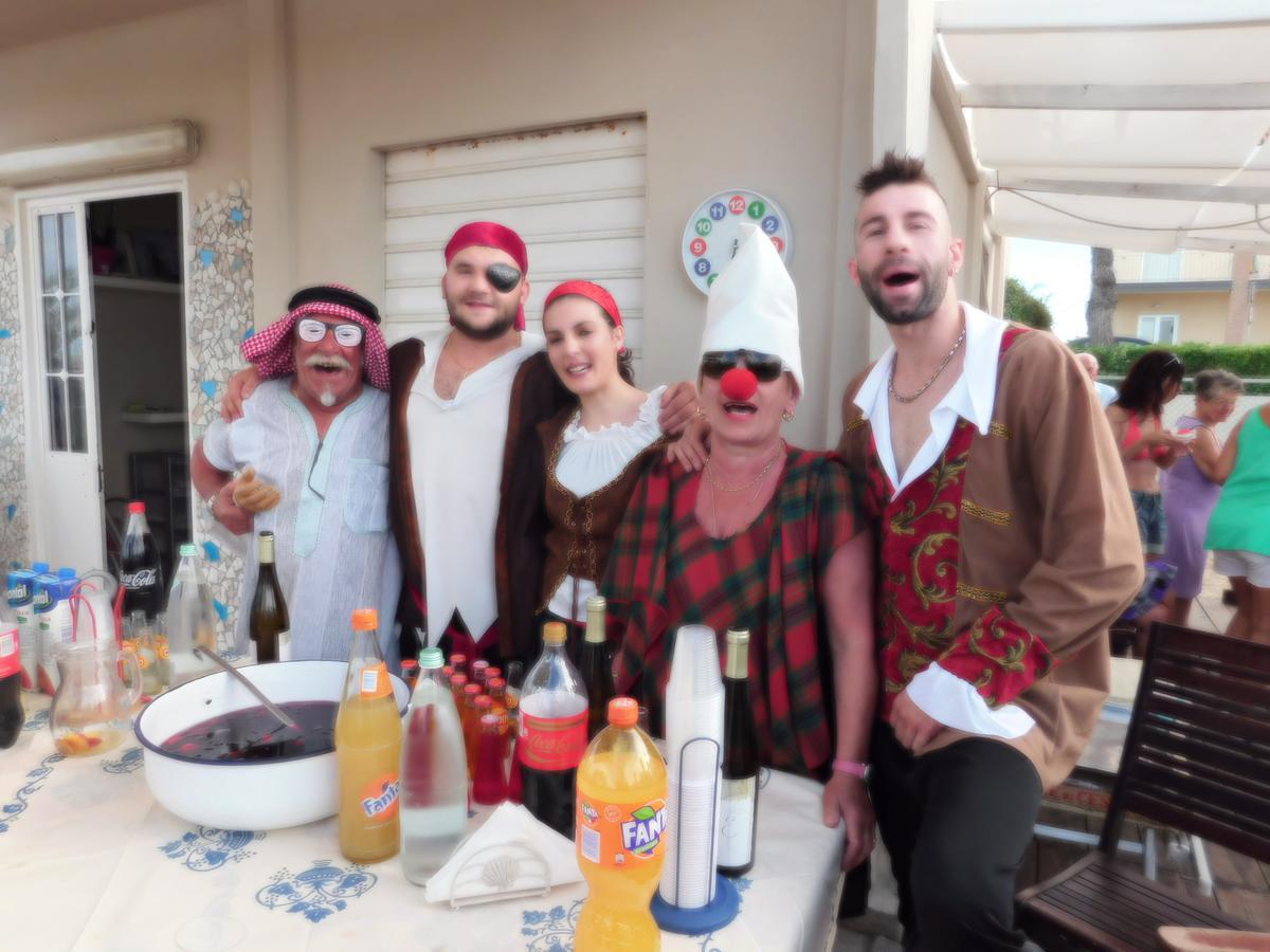רימיני Hotel Dolores מראה חיצוני תמונה